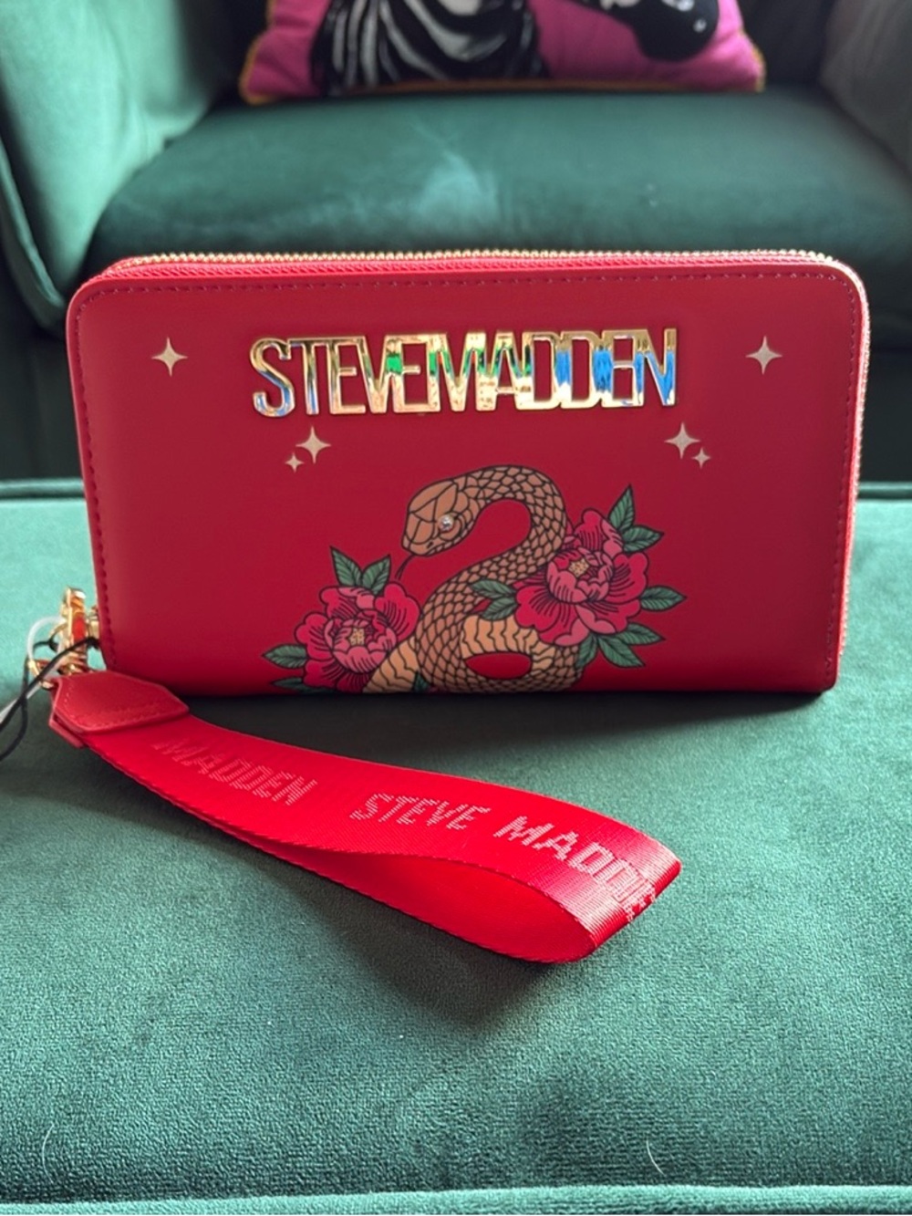 *RARE* Steve Madden Bevelyn Red Snake Wristlet Wallet Year of the Snake - Picture 3 of 12